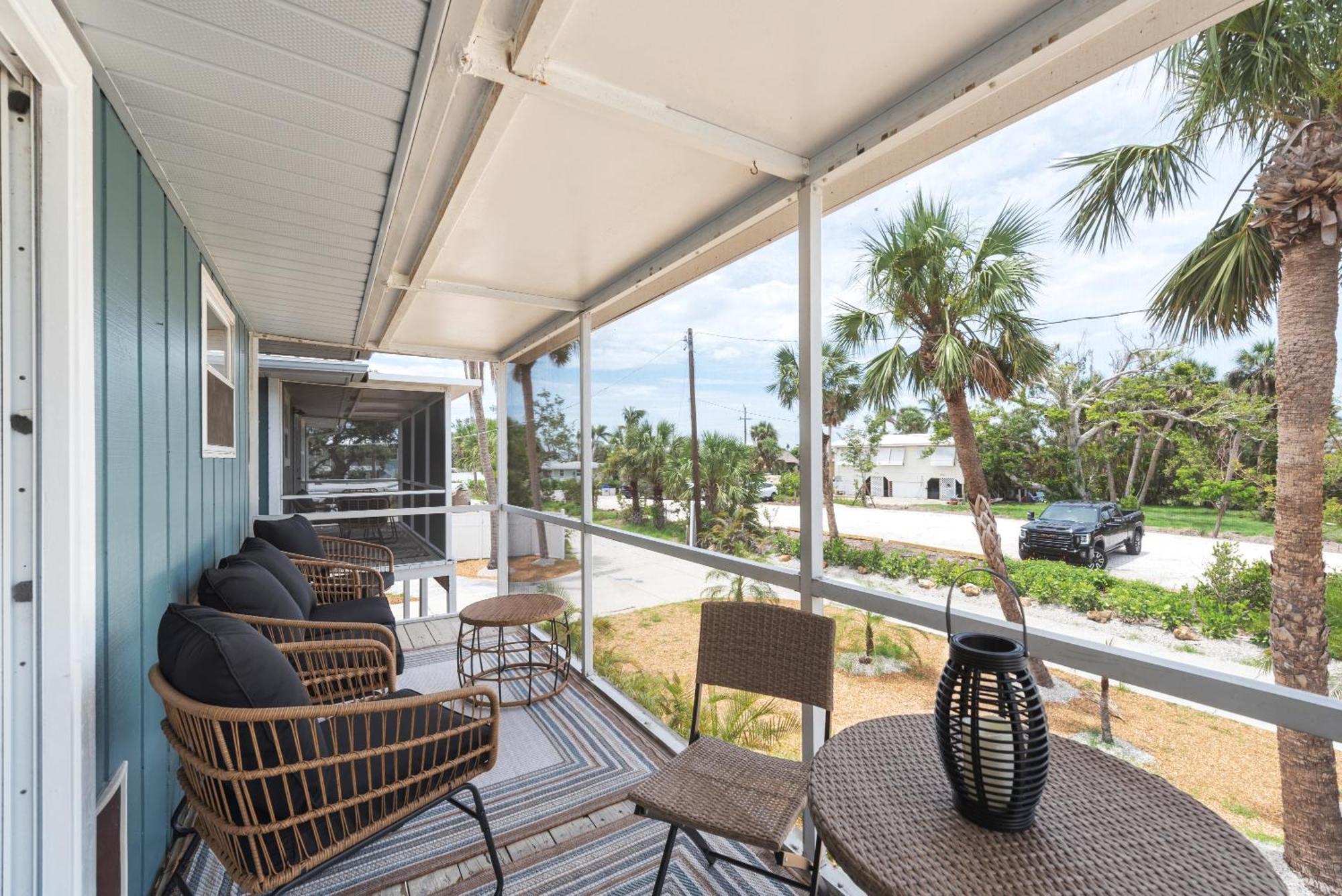 Beach Bungalow 1 By Sun Palace Vacations Fort Myers Beach Eksteriør bilde