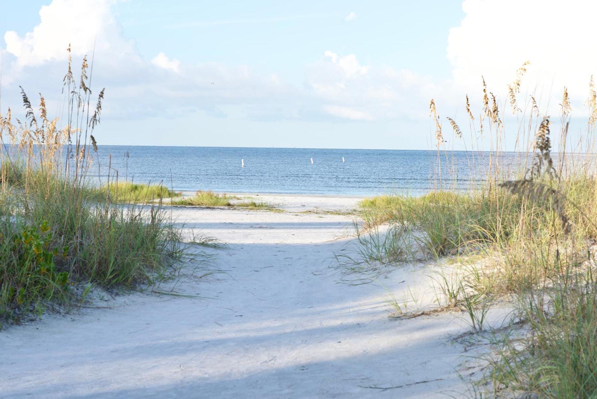 Beach Bungalow 1 By Sun Palace Vacations Fort Myers Beach Eksteriør bilde